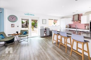 Photo 16- click for photo gallery